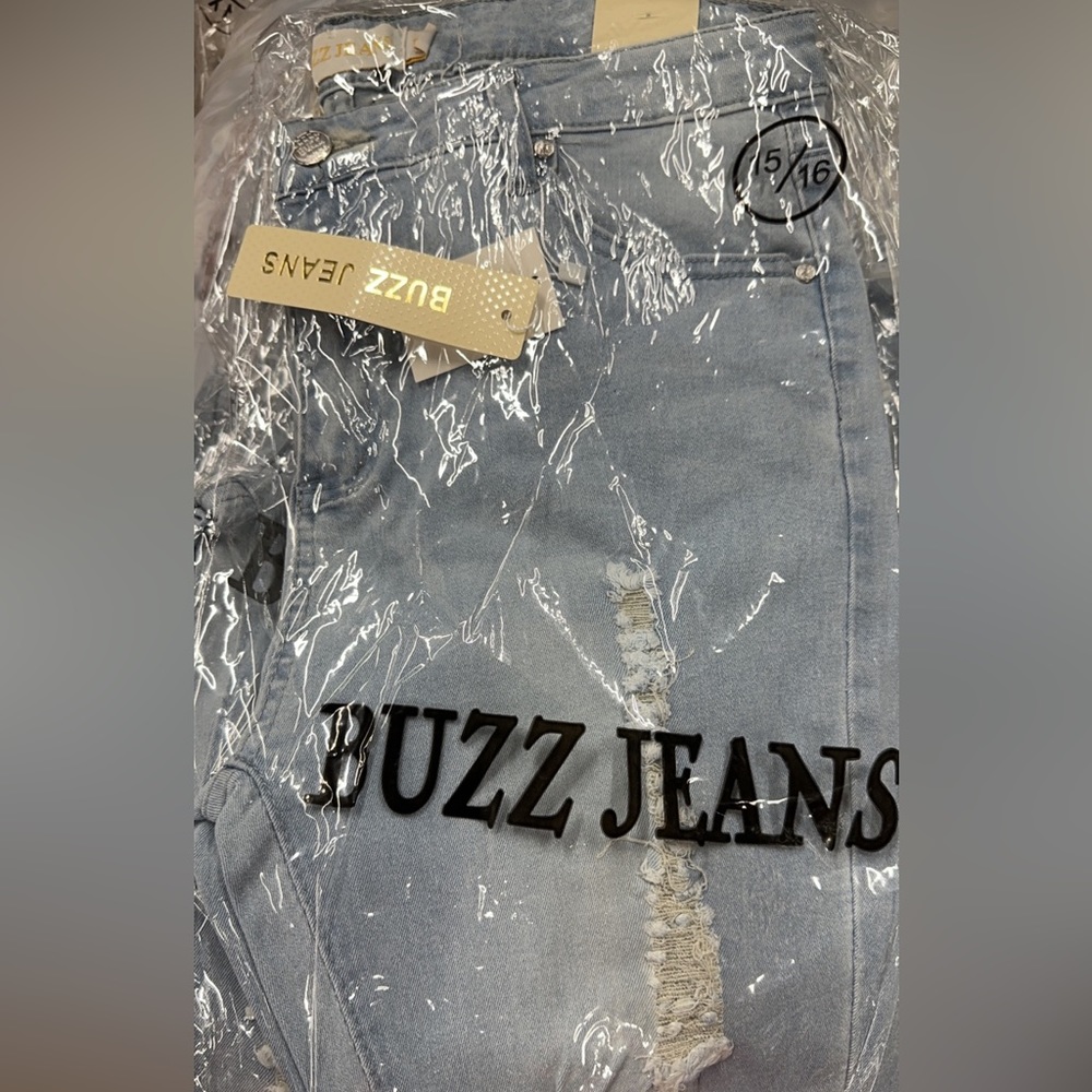 Ladies Buzz Distressed Jeans